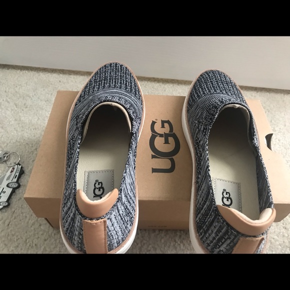 UGG loafers brand new - Picture 5 of 7